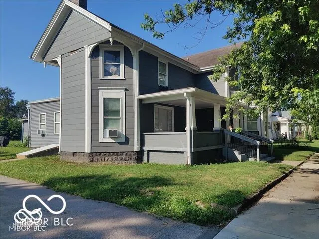 $324,900 | 617 West Franklin Street, Shelbyville, IN 46176