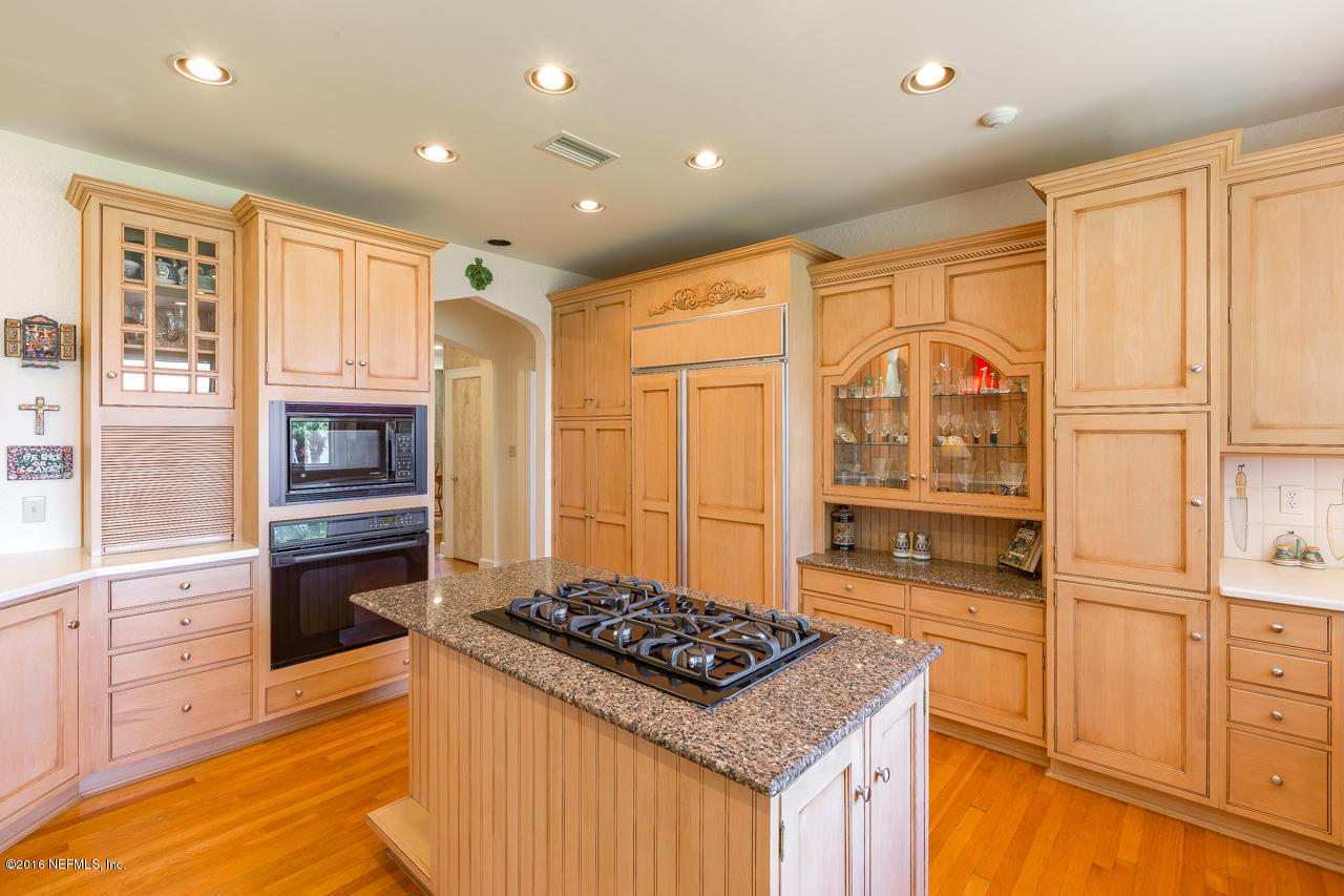 1922 River Road Jacksonville, FL 32207 - Photo 29 of 77 Kitchen