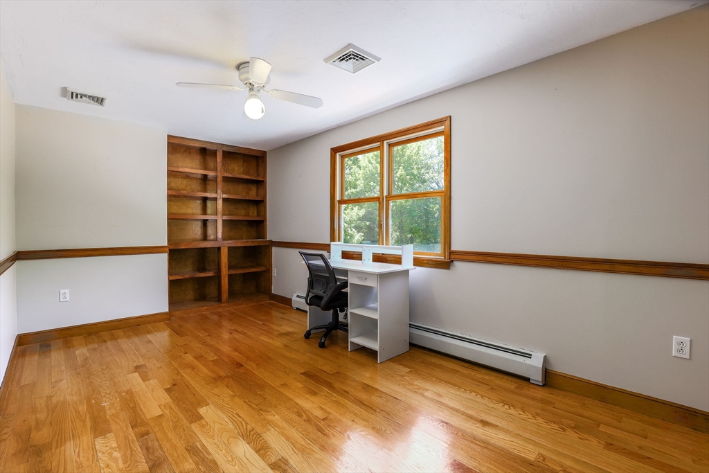 27 Davis Street Rutland, MA 01543 - Photo 35 of 39