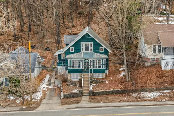 $299,000 | 152 Lake Street, Auburn, ME 04210