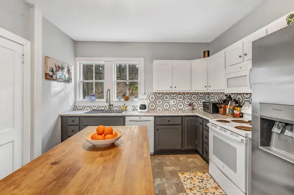 $299,000 | 152 Lake Street, Auburn, ME 04210