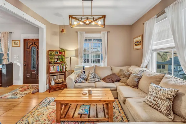 $299,000 | 152 Lake Street, Auburn, ME 04210
