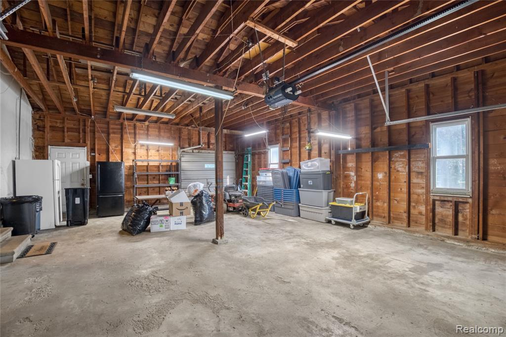 2481 South Genesee Road Burton, MI 48519 - Photo 27 of 31 Gallery Image 27