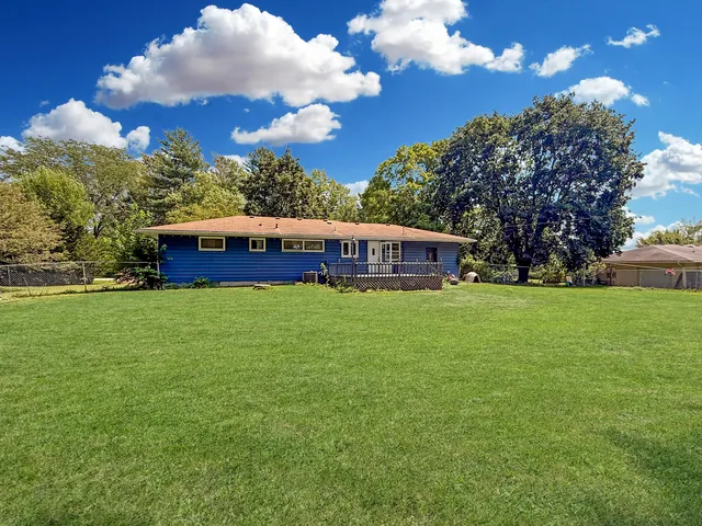 $169,900 | 2358 Chelsea Avenue, Freeport, IL 61032