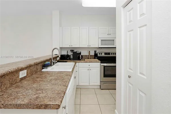 $2,600 | 9353 Southwest 227th Street, Unit 521, Cutler Bay, FL 33190