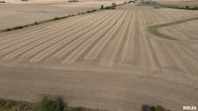 $1,147,500 | 2200 East 2800 Avenue, Galva, IL 61434