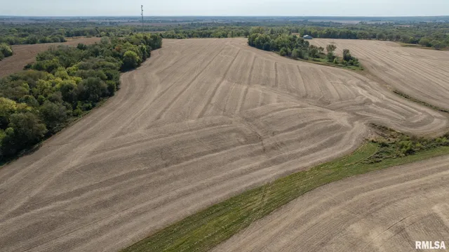 $1,147,500 | 2200 East 2800 Avenue, Galva, IL 61434