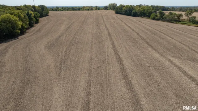 $1,147,500 | 2200 East 2800 Avenue, Galva, IL 61434