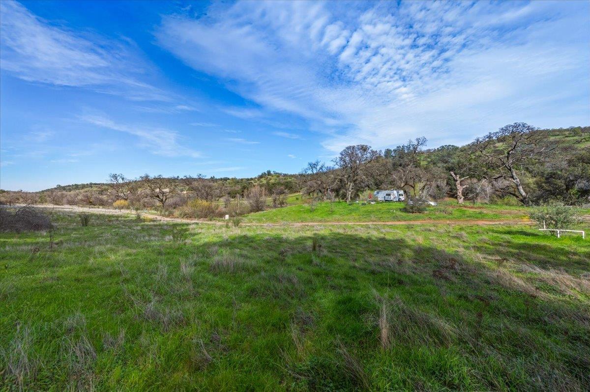 22545 Perimeter Road Grass Valley, CA 95949 - Photo 26 of 31 a view of a city with lush green forest