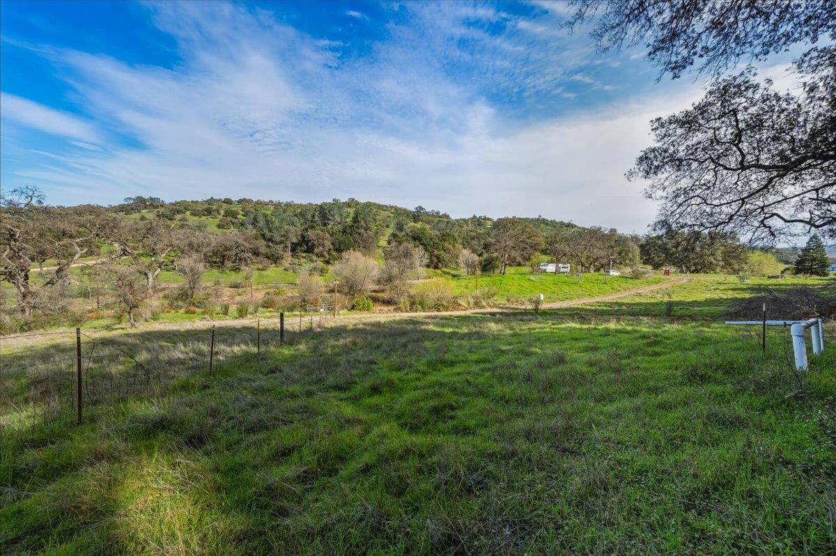22545 Perimeter Road Grass Valley, CA 95949 - Photo 29 of 31 a view of an outdoor space with a lake view