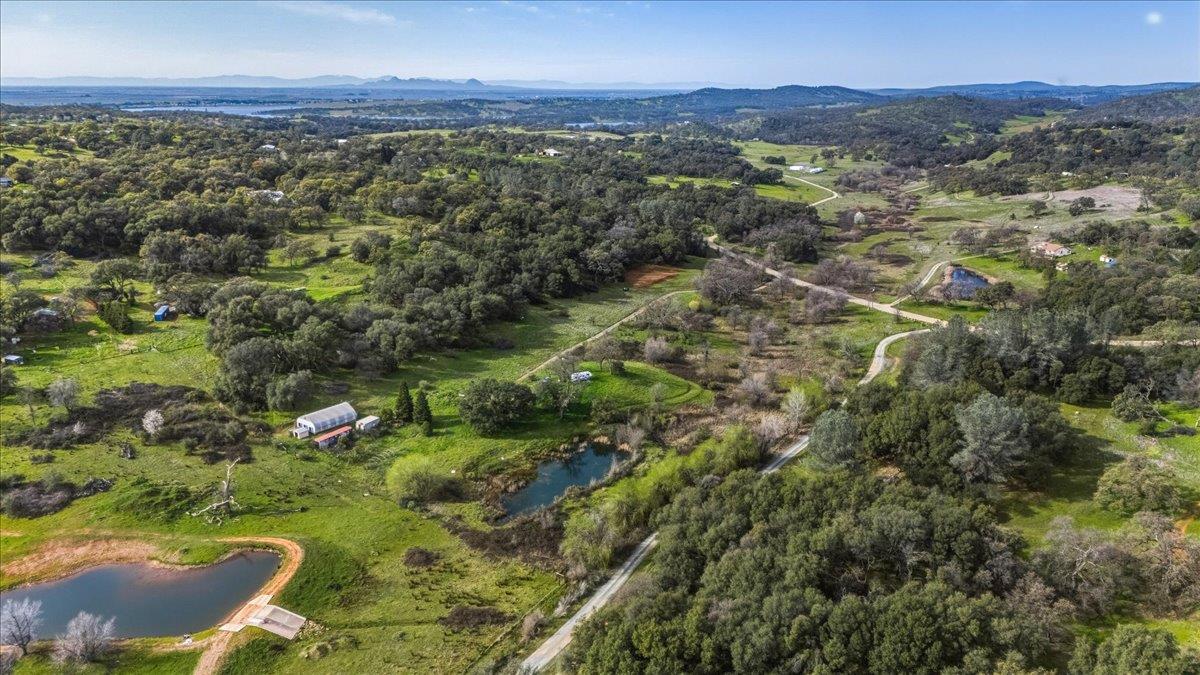22545 Perimeter Road Grass Valley, CA 95949 - Photo 10 of 31 an aerial view of residential houses with outdoor space and trees
