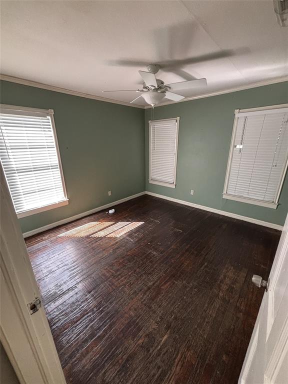 4252 South Cresthaven Road Dallas, TX 75209 - Photo 8 of 13