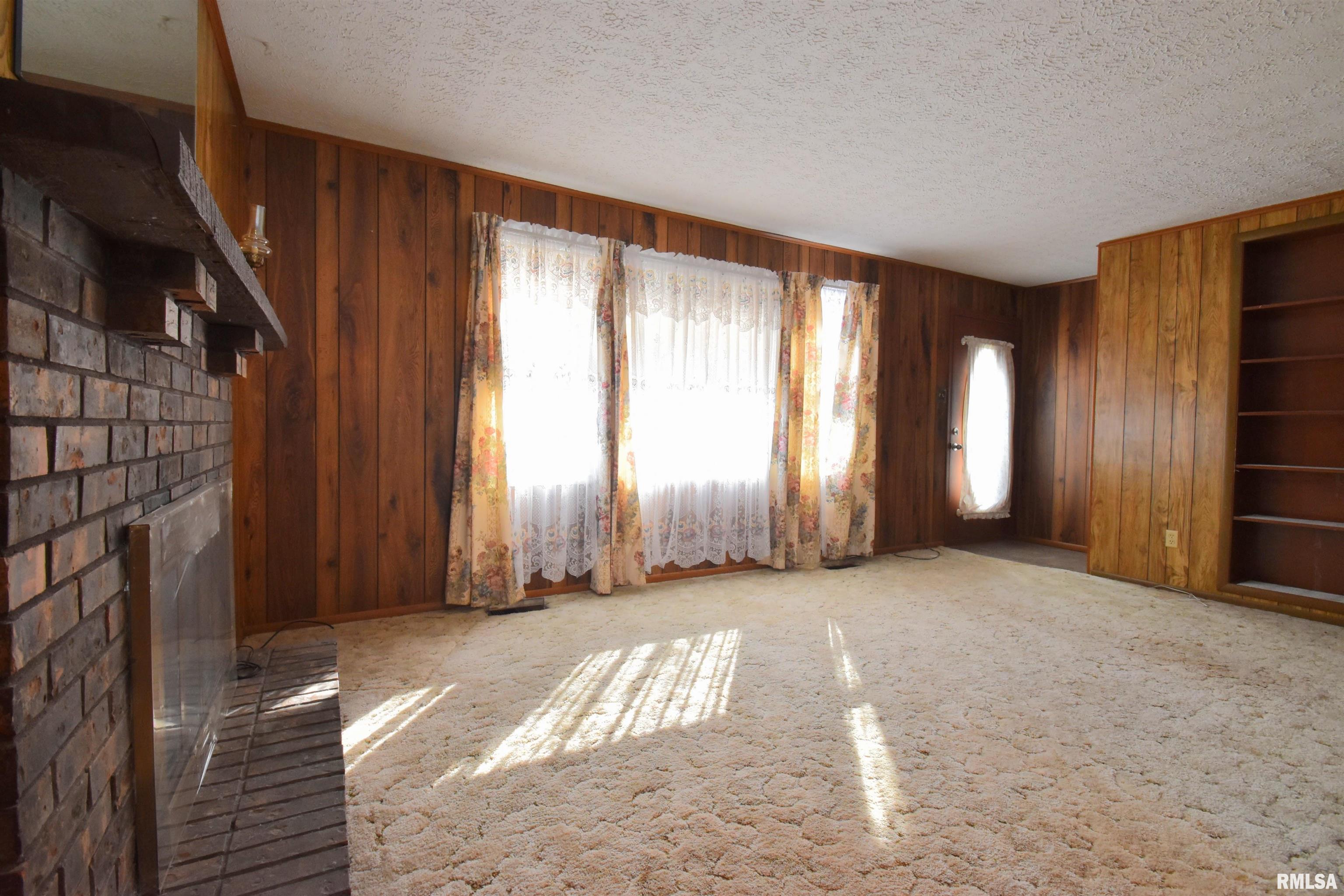 602 West Muller Road East Peoria, IL 61611 - Photo 17 of 39 Gallery Image 17