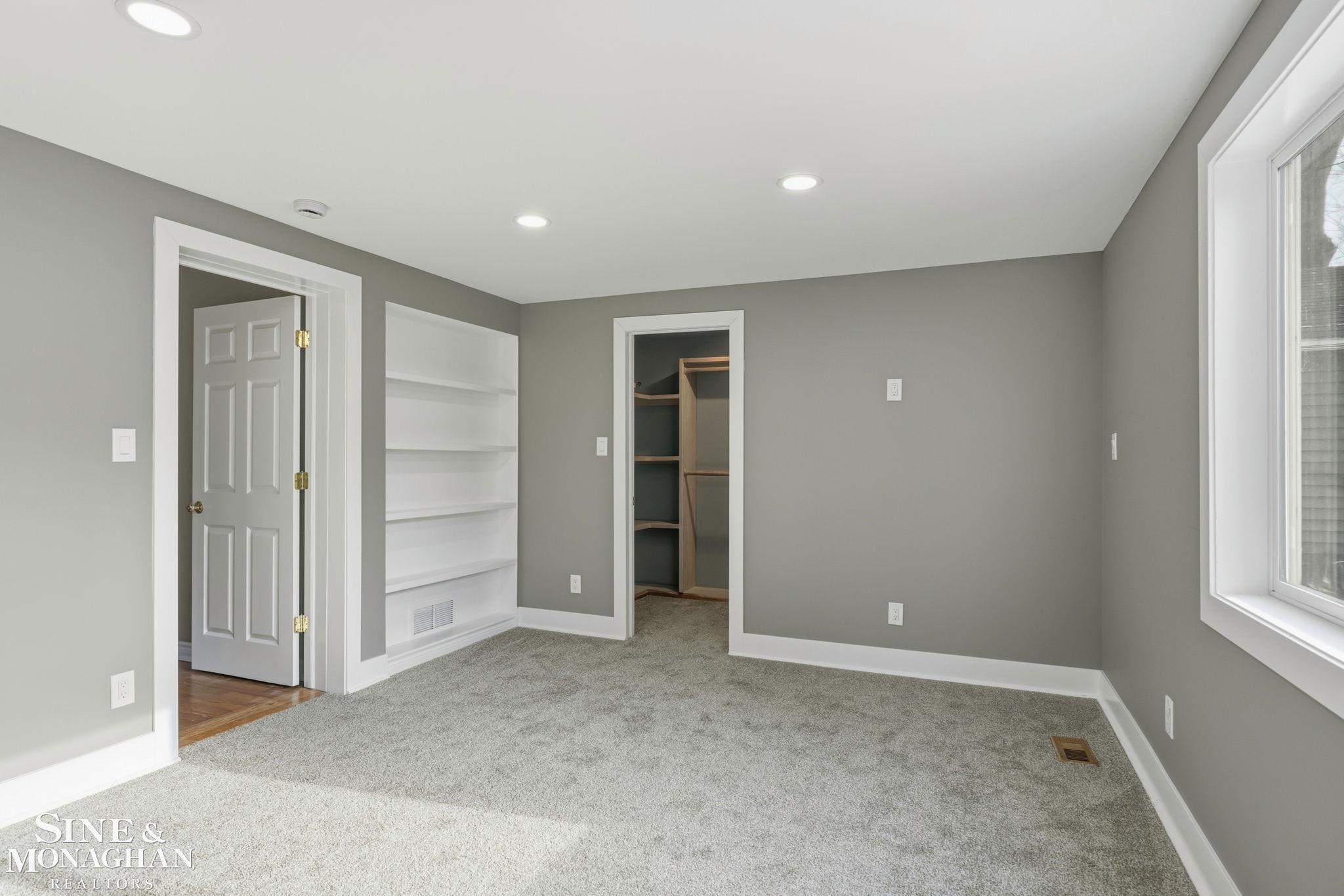 1641 Hampton Road Grosse Pointe Woods, MI 48236 - Photo 28 of 70
