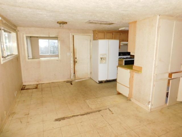 2545 Fisher Road Northeast Salem, OR 97305 - Photo 6 of 19 Gallery Image 6