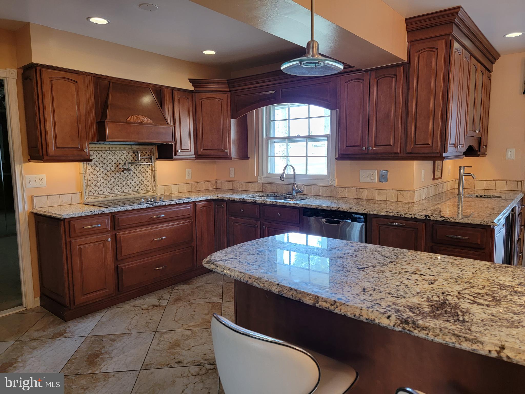 165 Country Club Road Willingboro, NJ 08046 - Photo 6 of 26 Renovated Kitchen