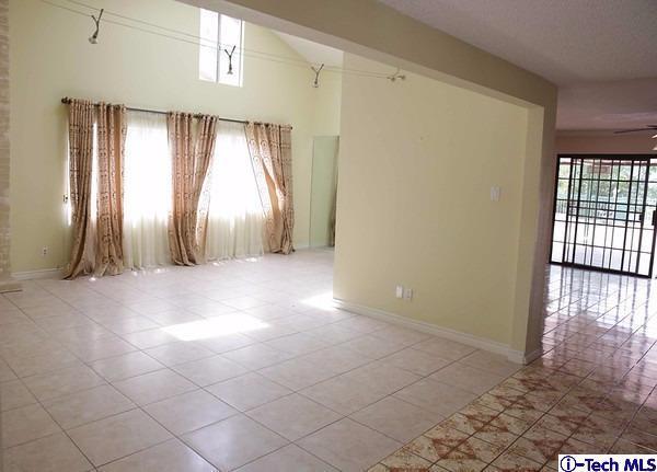 9257 La Shell Drive Tujunga, CA 91042 - Photo 11 of 48