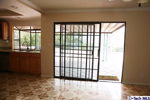 9257 La Shell Drive Tujunga, CA 91042 - Photo 25 of 48