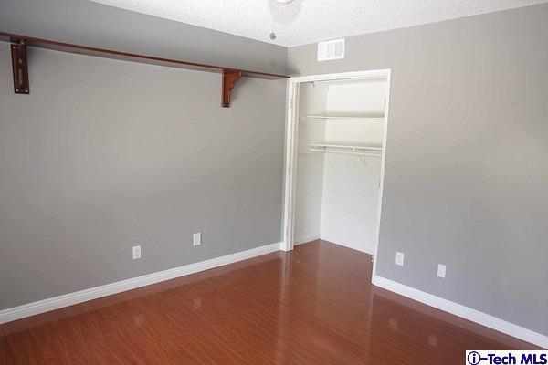 9257 La Shell Drive Tujunga, CA 91042 - Photo 35 of 48