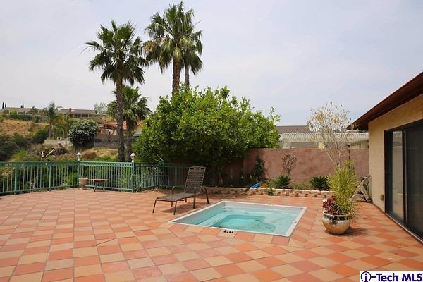 9257 La Shell Drive Tujunga, CA 91042 - Photo 41 of 48