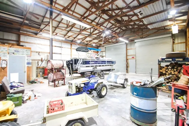 $359,900 | 3035 Monterey Highway, Sparta, TN 38583