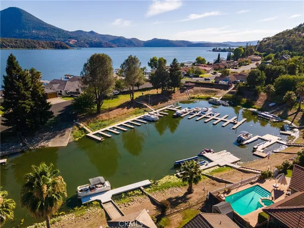 a view of a lake with houses