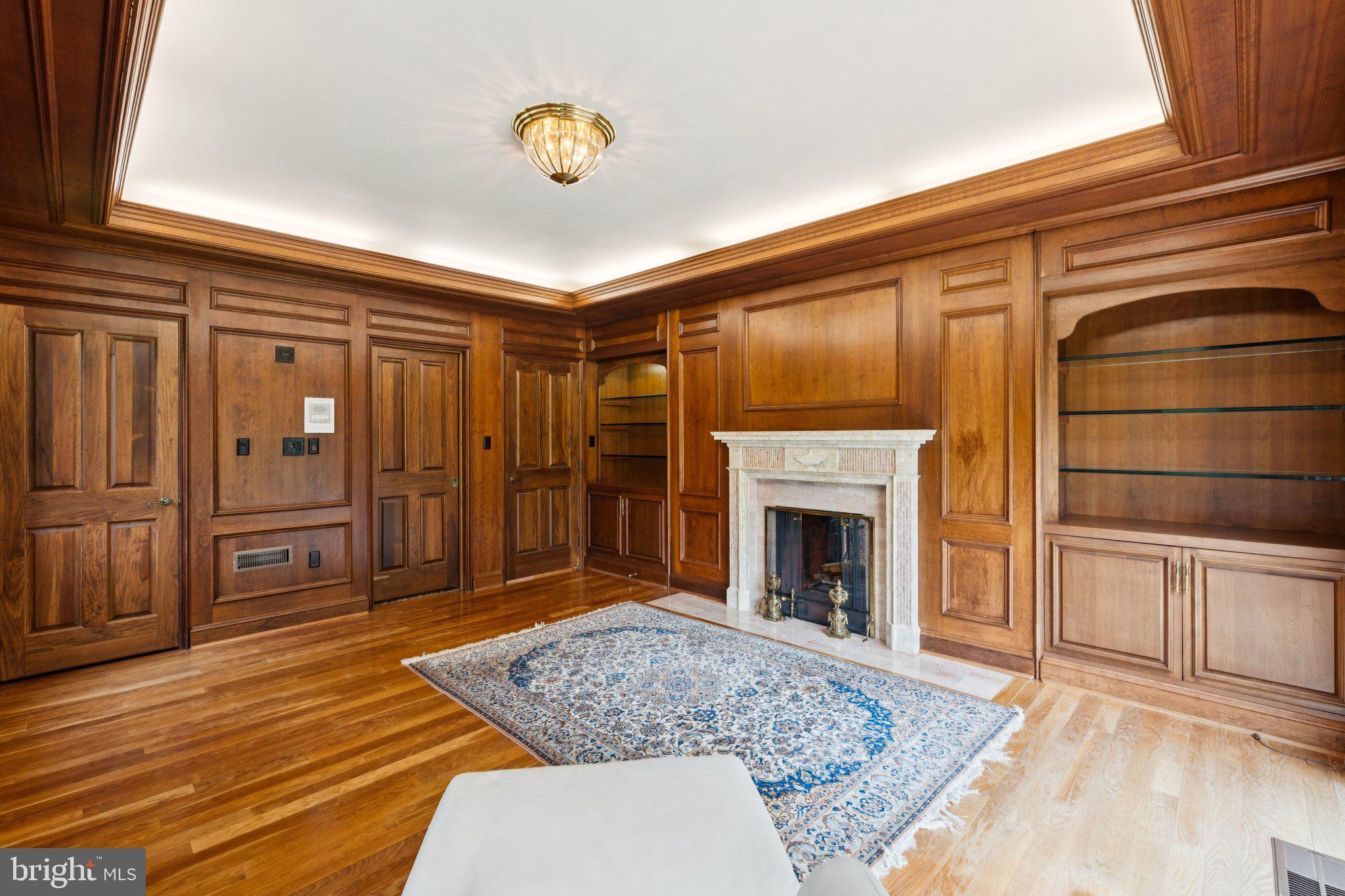 6723 Georgetown Pike McLean, VA 22101 - Photo 17 of 34 Home Office