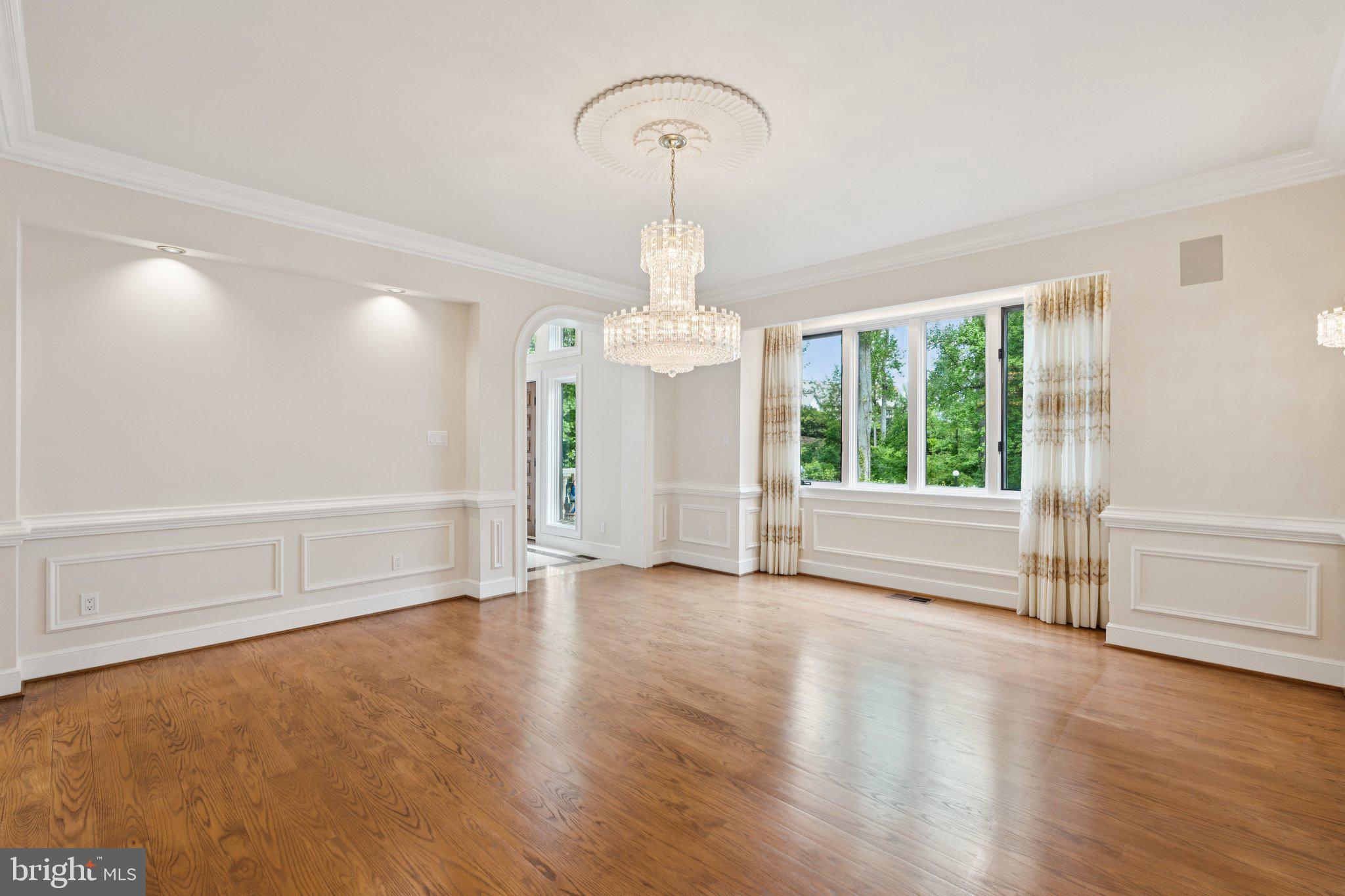 6723 Georgetown Pike McLean, VA 22101 - Photo 5 of 34 Formal Dining Room