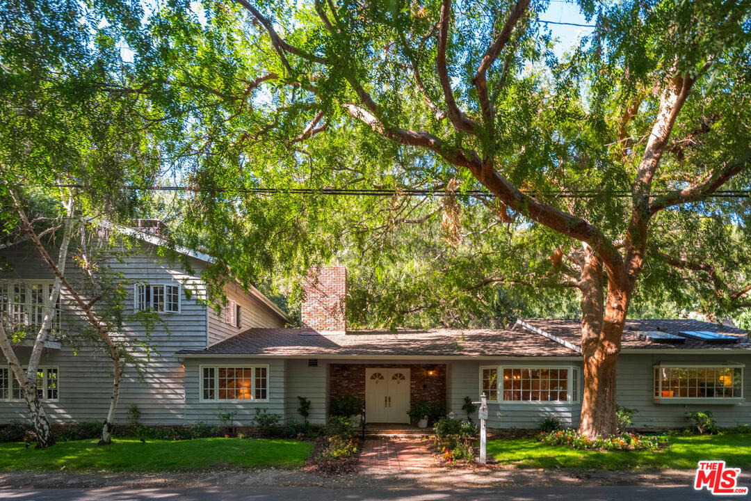 3244 Oakdell Road Studio City, CA 91604 - Photo 1 of 39 Gallery Image 1