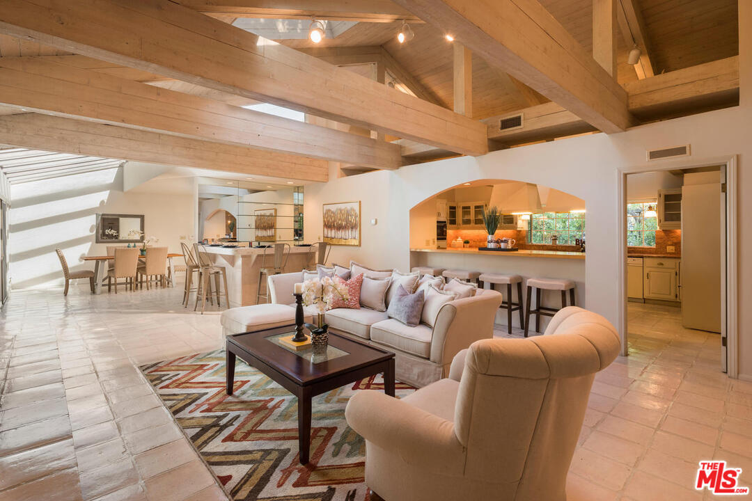3244 Oakdell Road Studio City, CA 91604 - Photo 13 of 39 Gallery Image 13