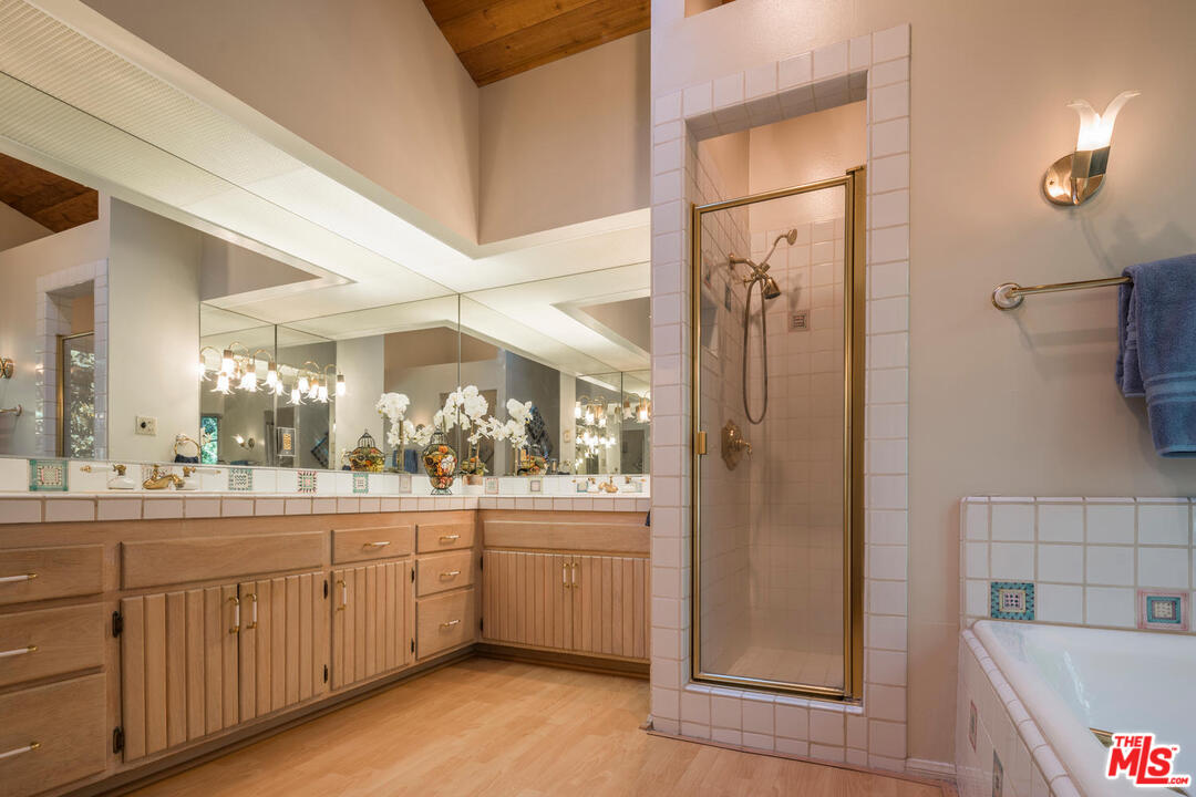 3244 Oakdell Road Studio City, CA 91604 - Photo 29 of 39 Gallery Image 29