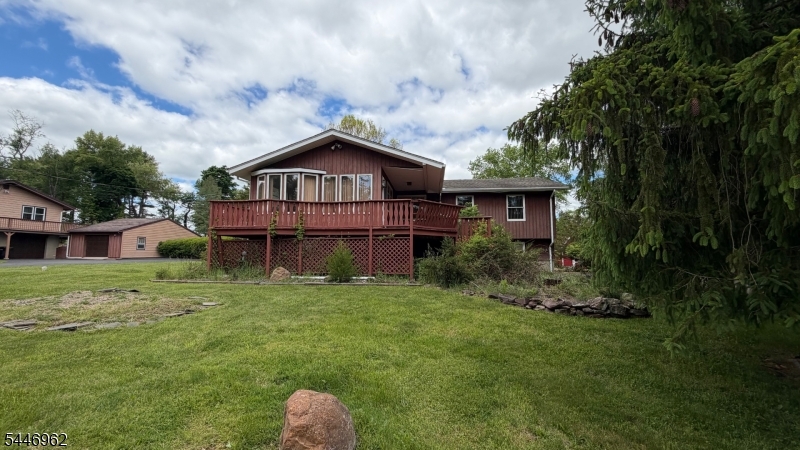 112 Allerton Road Annandale, NJ 08801 - Photo 10 of 50