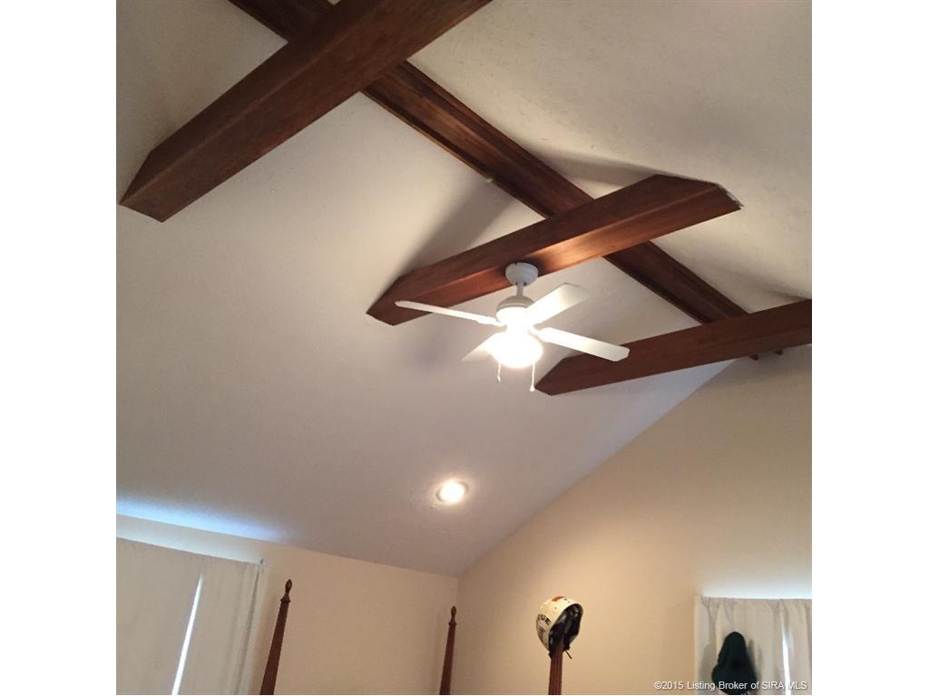934 East Brown Road Pekin, IN 47165 - Photo 12 of 26 Gallery Image 12