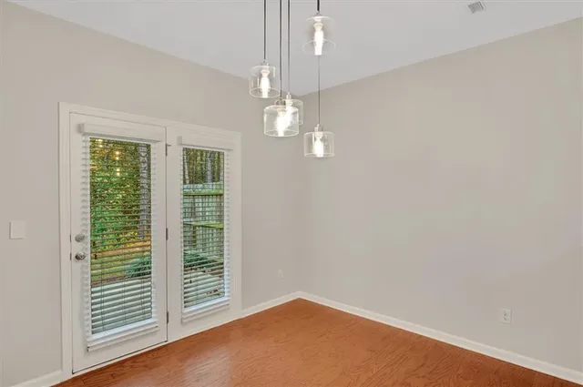 $2,200 | 212 Madison Avenue, Acworth, GA 30102