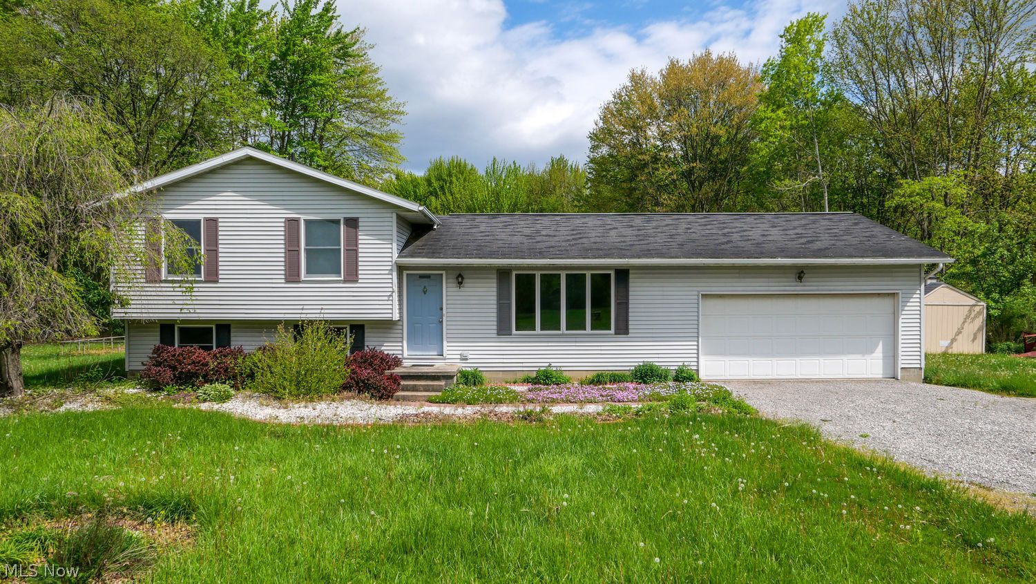 10703 Jones Road Diamond, OH 44412 - Photo 1 of 50