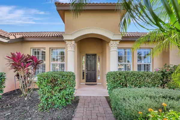 $3,200 | 827 Southwest Grand Reserve Boulevard, Port St. Lucie, FL 34986