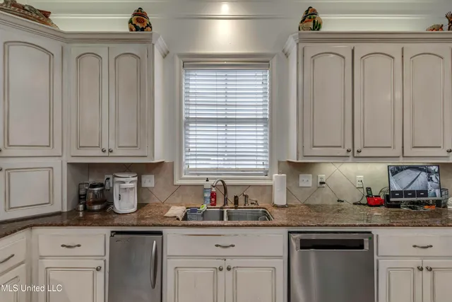 $659,000 | 401 Kingsbridge Road, Madison, MS 39110