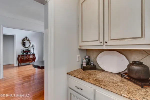 $599,000 | 401 Kingsbridge Road, Madison, MS 39110