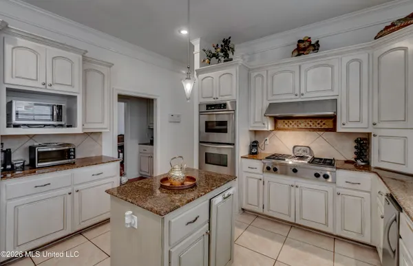 $599,000 | 401 Kingsbridge Road, Madison, MS 39110