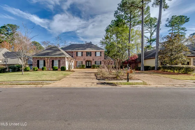 $659,000 | 401 Kingsbridge Road, Madison, MS 39110