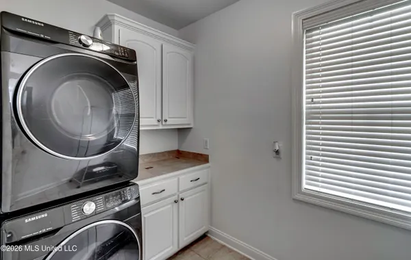 $599,000 | 401 Kingsbridge Road, Madison, MS 39110