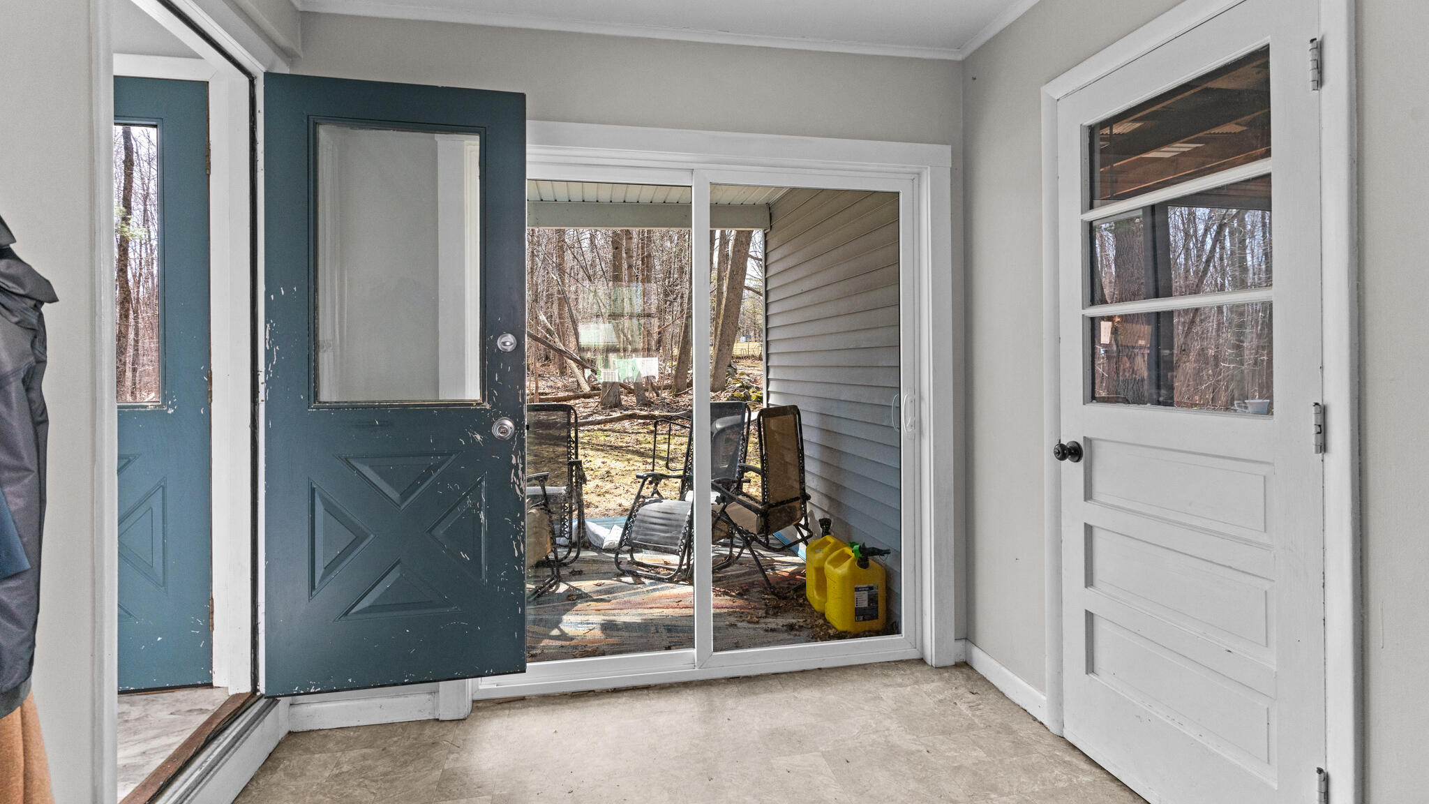 23 Reginald Street Auburn, ME 04210 - Photo 11 of 38 DSC05901