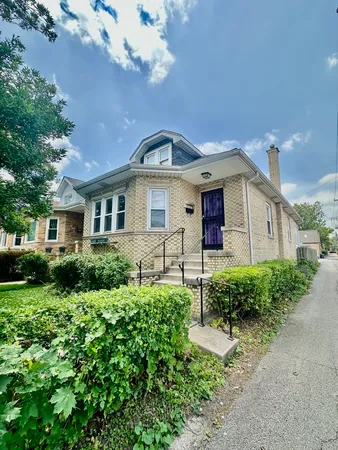 $299,900 | 3542 North Nottingham Avenue, Chicago, IL 60634