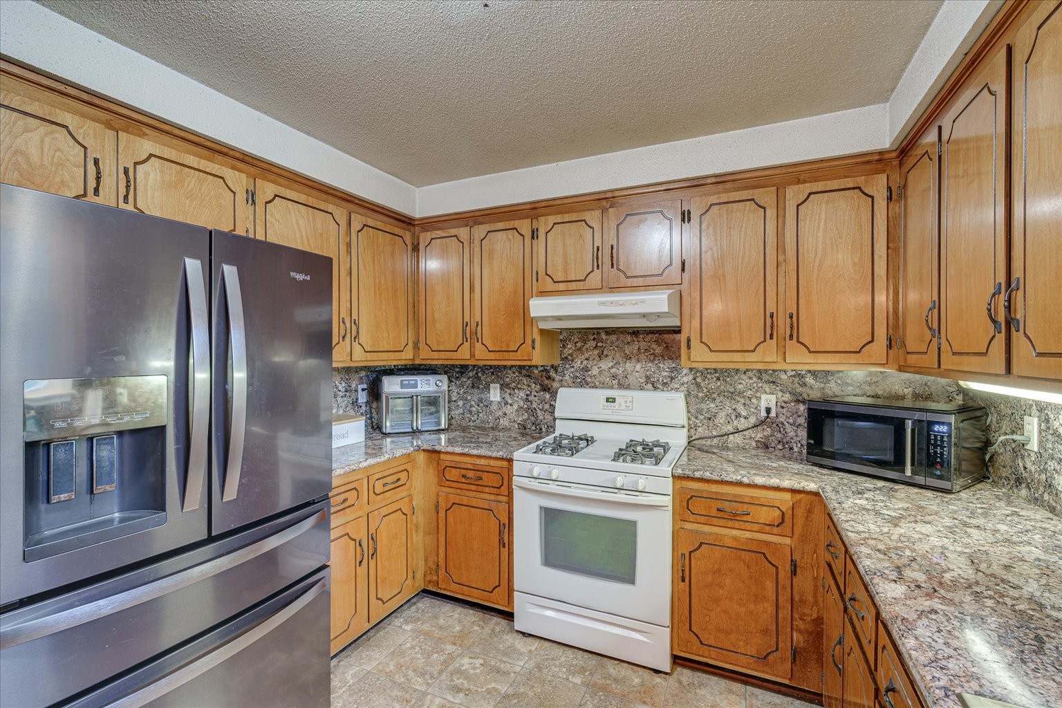 4011 Apple Road Clarksville, TN 37043 - Photo 6 of 25 Gallery Image 6
