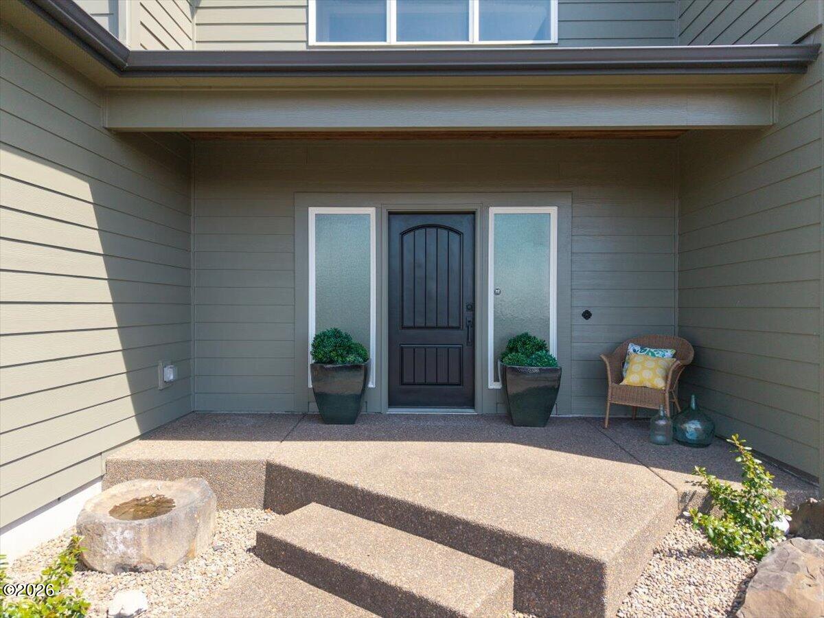 811 Southwest 12th Street Newport, OR 97365 - Photo 4 of 85