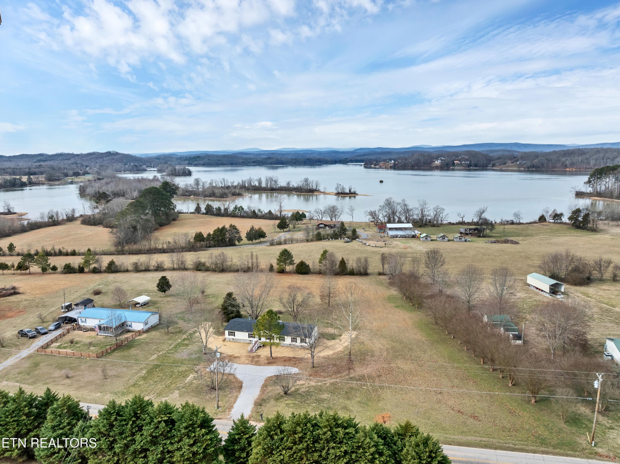 2380 River Road Kingston, TN 37763 - Photo 1 of 30 Gallery Image 1