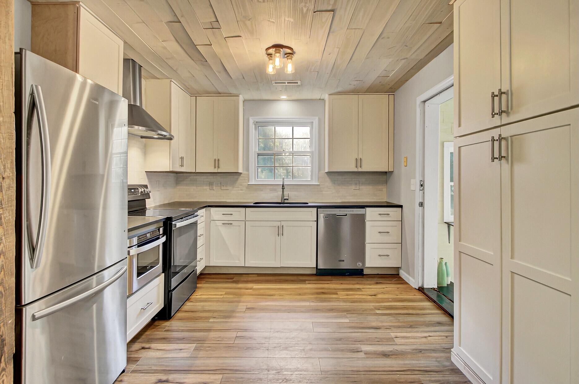 2222 River Road Johns Island, SC 29455 - Photo 9 of 34 B8CAE08C-3029-4AED-80F2-E539827D13CA_1_2