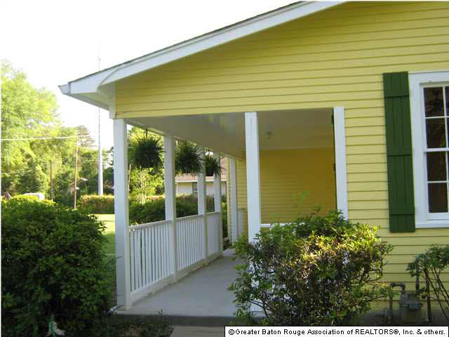 109 South River Road Denham Springs, LA 70726 - Photo 4 of 11 Gallery Image 4
