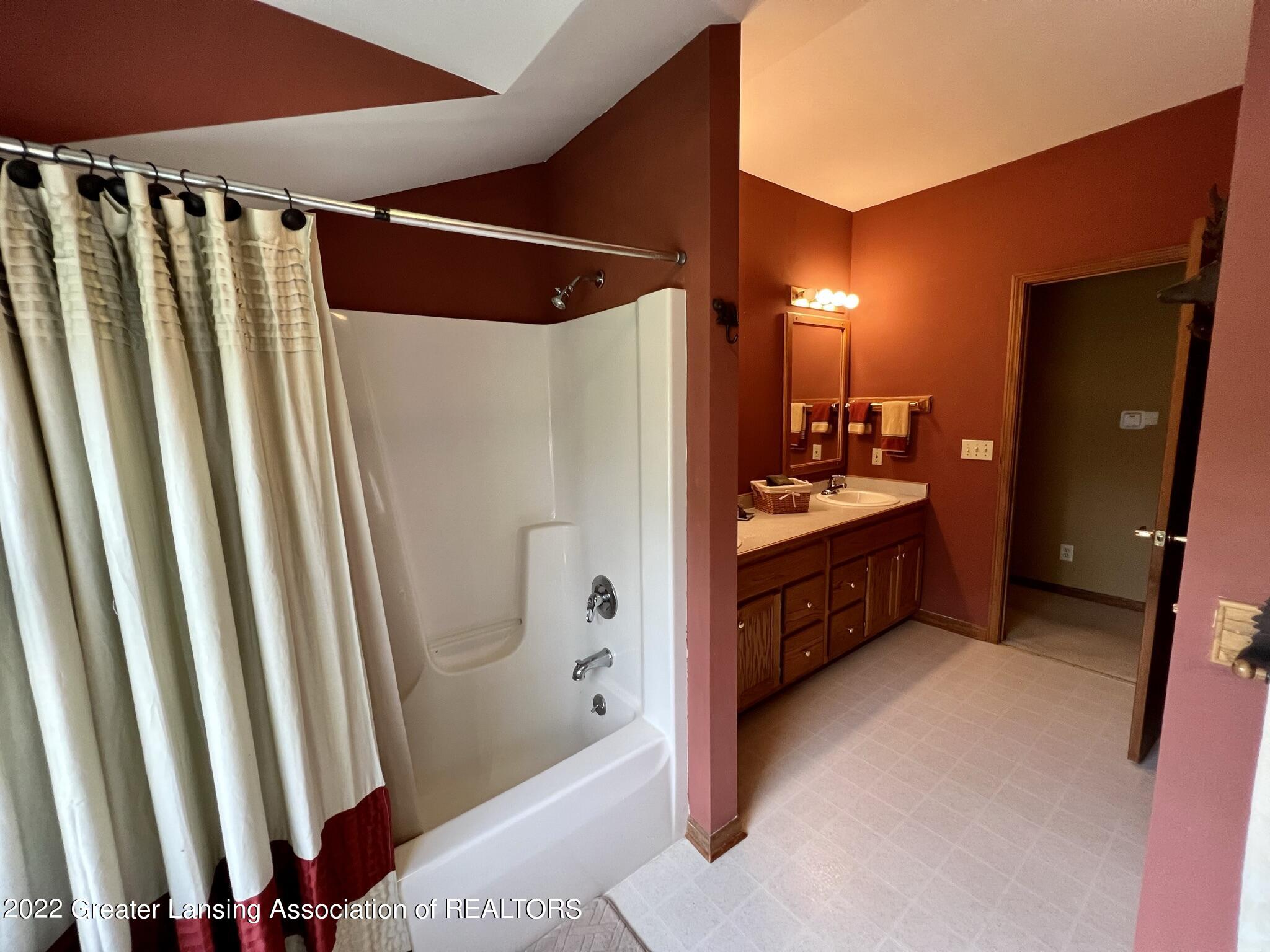 13320 Kenyon Road Grand Ledge, MI 48837 - Photo 33 of 61 IMG_5855