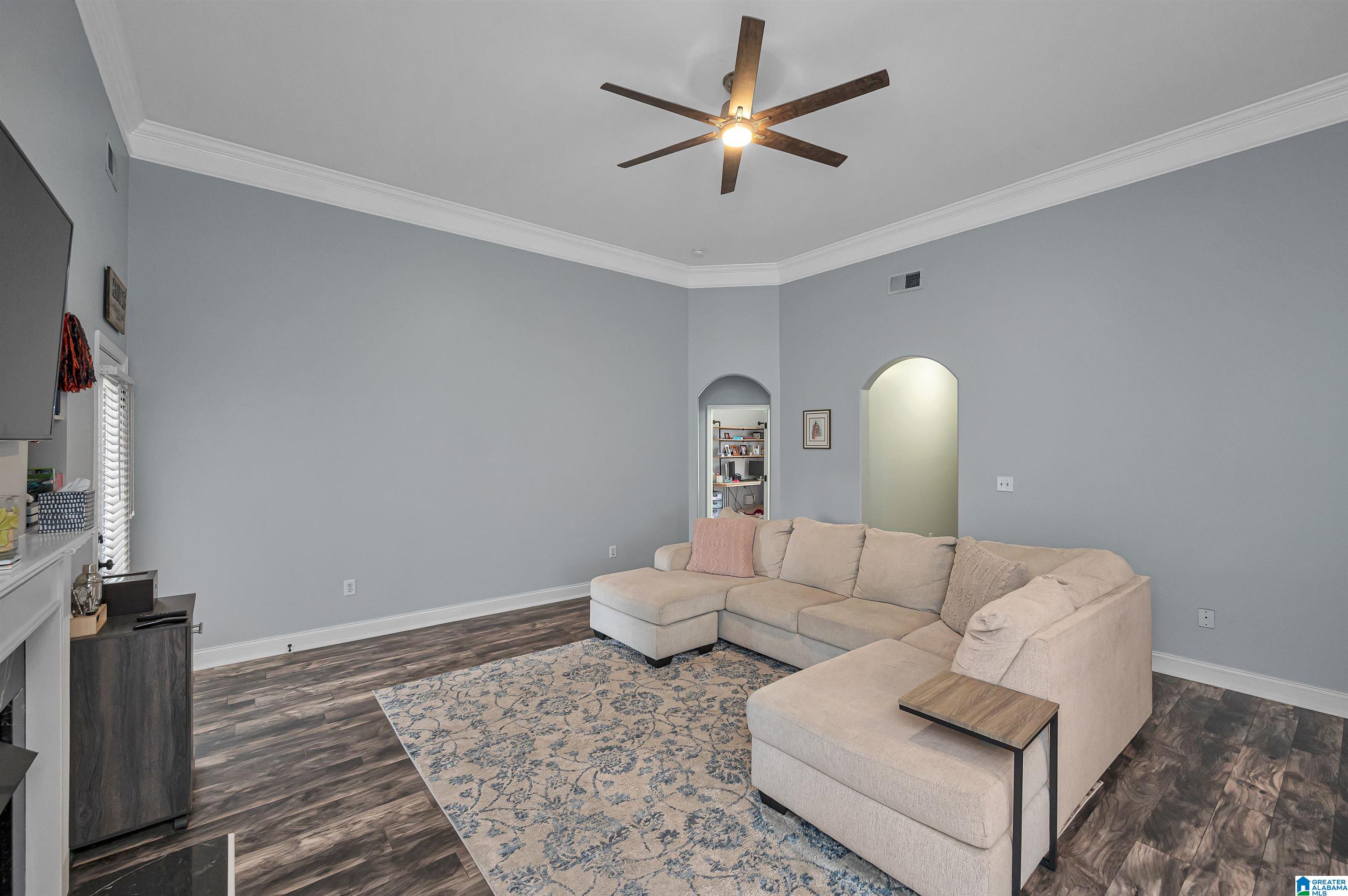 196 Lorrin Lane Sterrett, AL 35147 - Photo 6 of 34